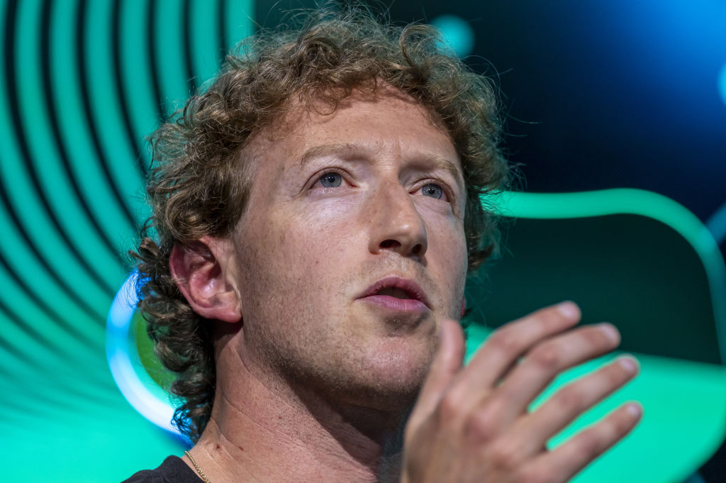 Meta faqat AI agentlardan emas, yanada kattaroq imkoniyat ko‘rayapti: Zuckerbergning fikri