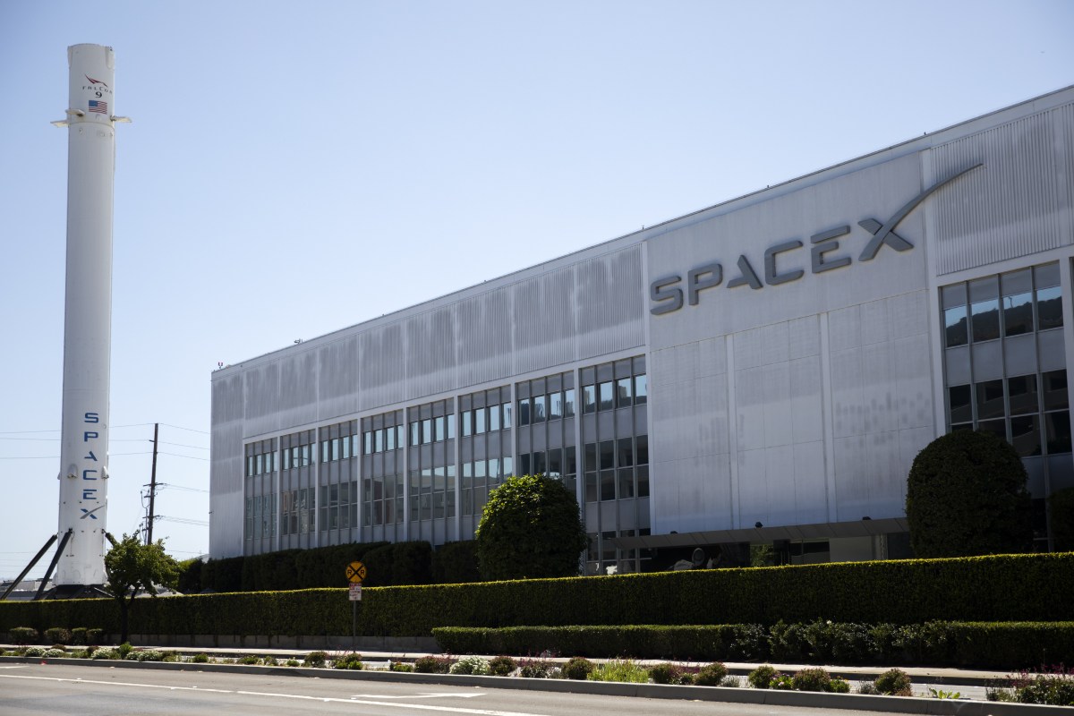 SpaceX Texasda chip fabrikasiga qancha pul sarflashni rejalashtiryapti?