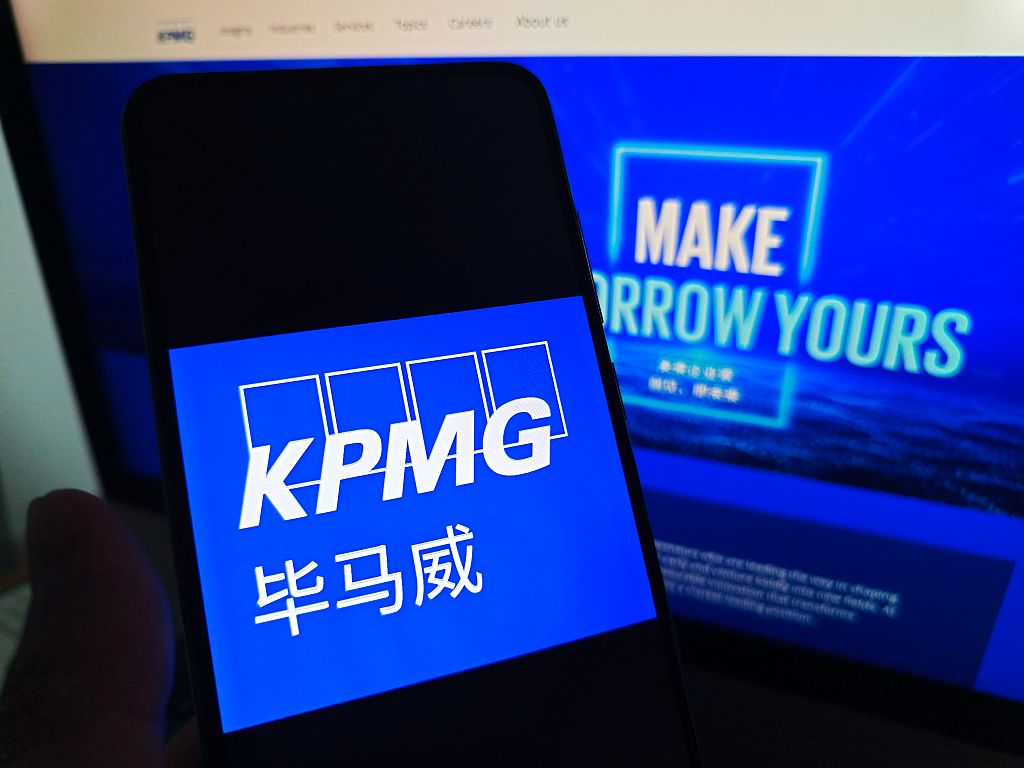 KPMG sun'iy intellekt haqida hisobotni ongli ravishda olib tashladi: Siz nima deb o'ylaysiz?