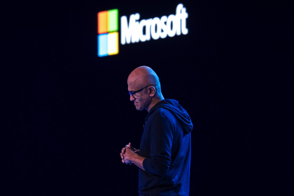 Microsoft sun'iy intellekt xarajatlarini qisqartirishda o'z modellariga tayanmoqda – bu tendensiya qanday oqibatlarga olib keladi?