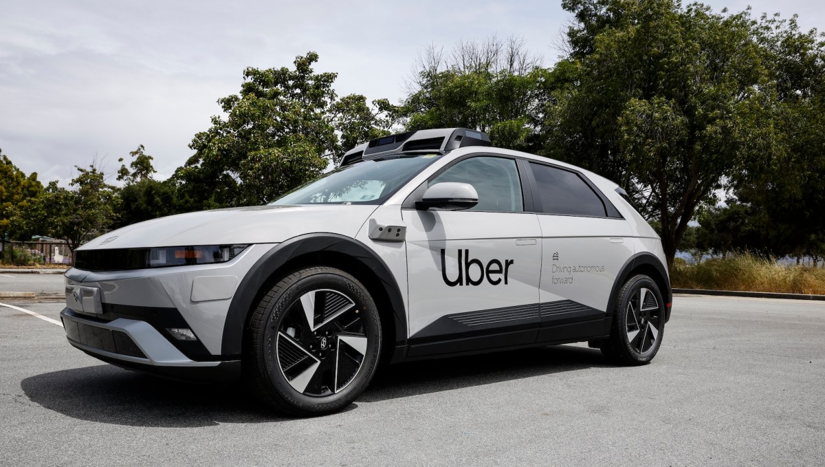Uber bu yil 500 ta ma'lumot yig‘uvchi avtomobilni yo‘lga chiqaradi — nima uchun?