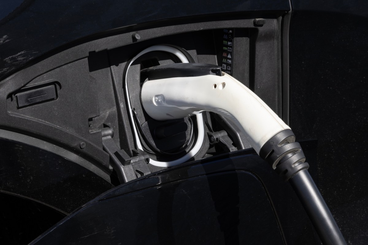 Nima uchun AQSh elektromobillar bozorida ortda qolmoqda?