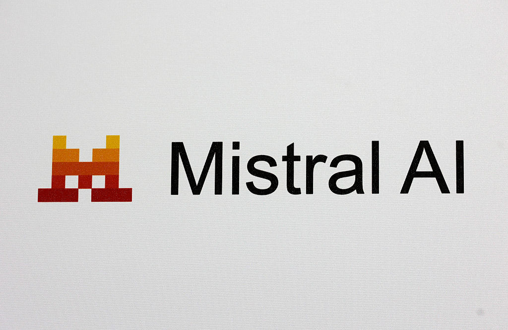 Mistral AI nima? OpenAI’ga raqib sifatida nimalarni bilish kerak