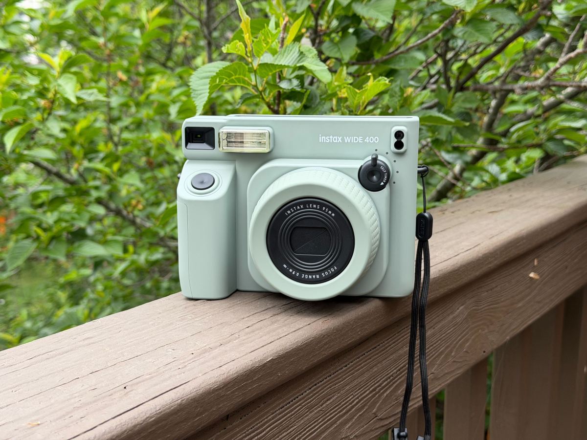 Nima uchun Instax Wide 400 hali ham surat olishning sevimli usuli?