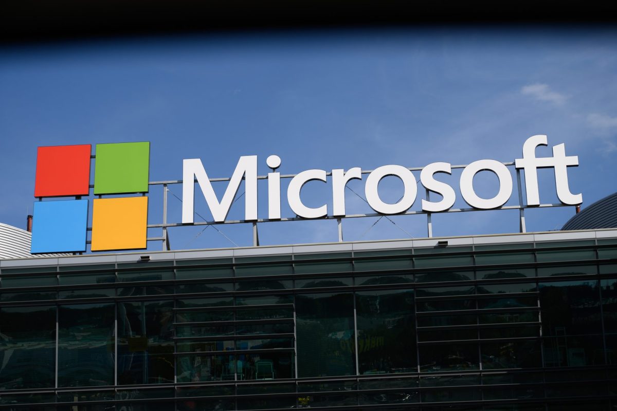 Microsoft sun'iy intellekt bozoriga qanday kiryapti?