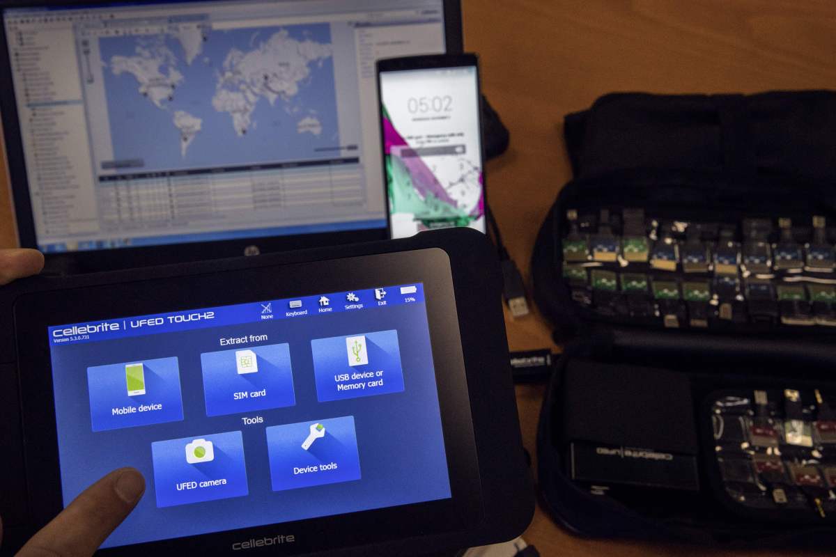 Cellebrite Rossiya uchun to‘xtatganini aytdi, ammo ular vositalaridan foydalanishdi-chi?