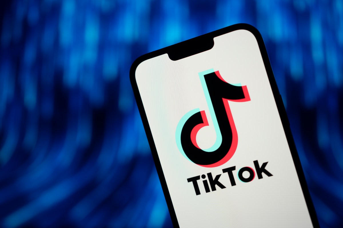 Nega endi federal xodimlar ish telefonlariga TikTokni yuklab olishlari mumkin?
