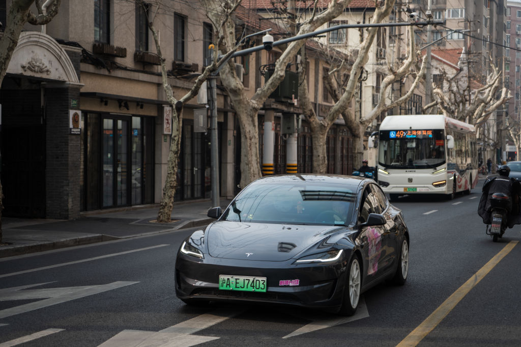 Tesla Autopilot voqeasi: haqiqat qayerda?