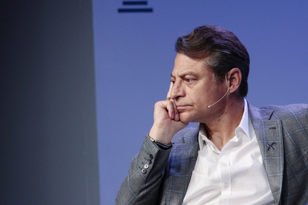 Xprize asoschisi: Insonlar kuzatilsa yaxshiroq harakat qiladi?