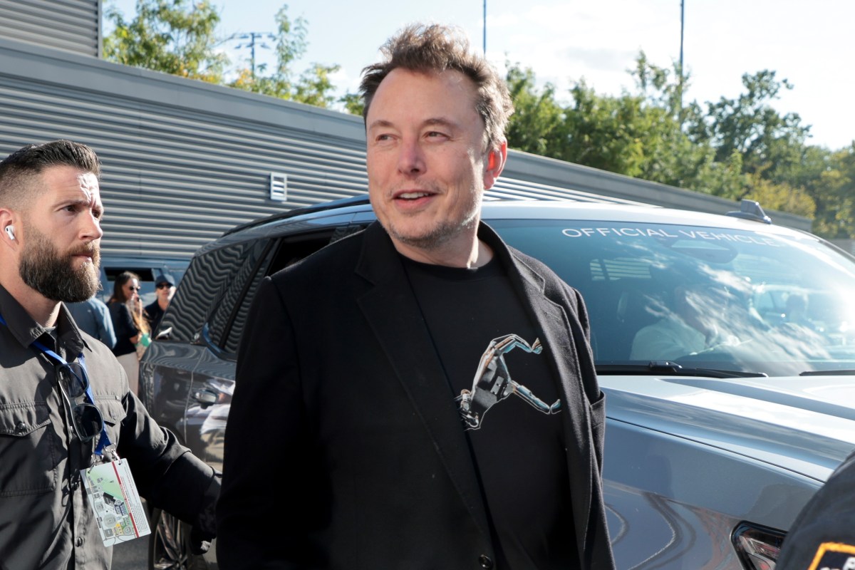 Elon Musk nima uchun Tesla daromadlari qo‘ng‘iroqlarining yarmida robotlar va sun'iy intellekt haqida gaplashadi?