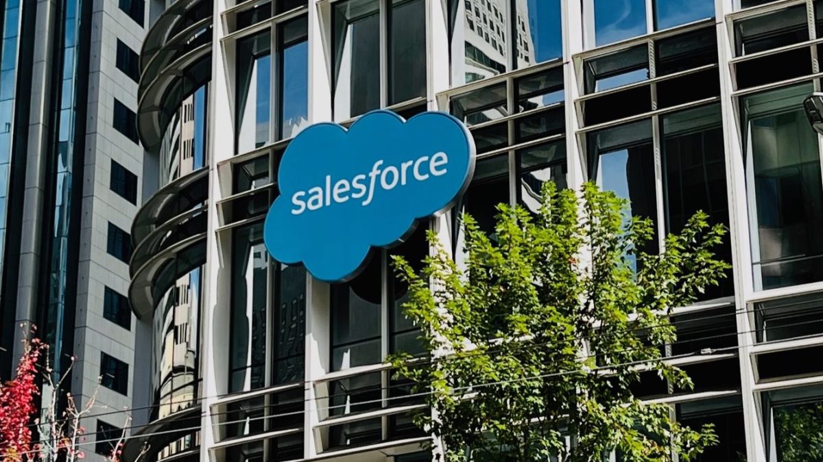 Salesforce sun'iy intellekt yo‘l xaritasini mijozlari bilan yaratyapti — nega bunday uslub qulay?