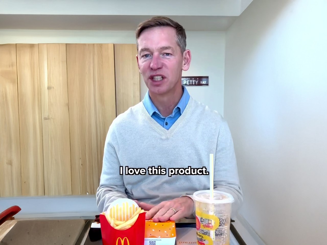 McDonald’s rahbarining xeytga uchragan reklama roligi haqida