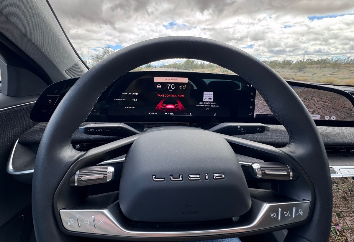 Lucid Motors arzonroq elektromobil chiqarishni nima uchun kechiktirdi?