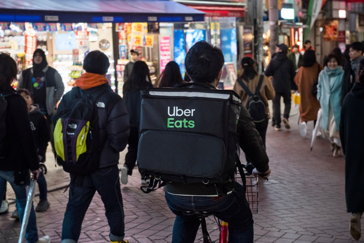 Uber Delivery Hero’ni sotib olib, butun dunyoda miqyosini deyarli ikki barobar oshiradi