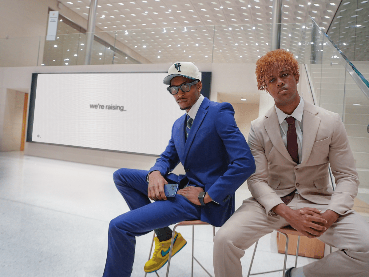 Series: ikki kollej talabasi iMessage uchun sun'iy intellekt (AI) asosidagi ijtimoiy tarmoq qurish uchun $5.1M pre-seed oldi