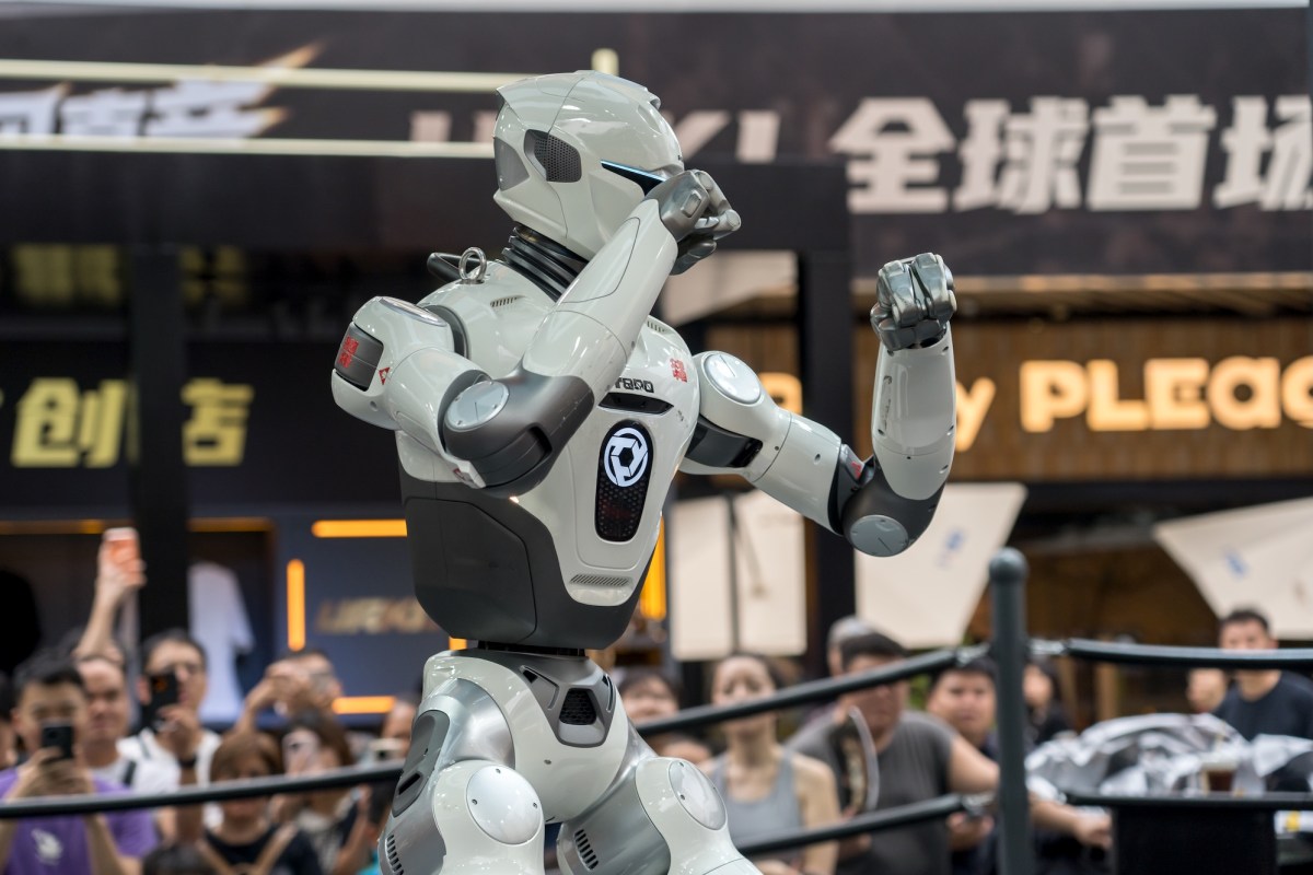 AQSh yangi chet el robotlariga taqiq qo'ydi: xavfsizlik uchunmi?