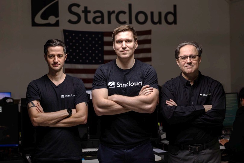 Bo'shliqga kirish uchun kim kurashadi? Starcloud kosmosdagi ma'lumot markaziga 250 million dollar yig‘di