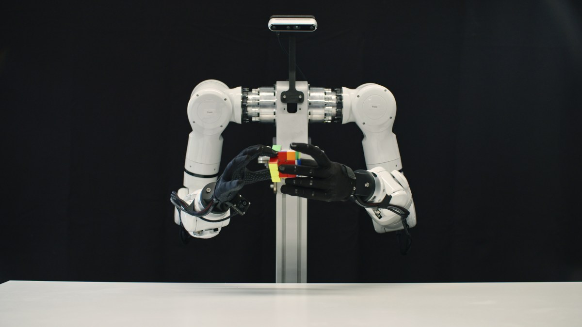 Genesis AI yangi avlod robotlari uchun to‘liq yechimni namoyish qilmoqda: GENE-26.5 modeli va robot qo‘llarining murakkab ishlari